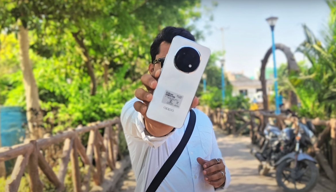 Buyers In USA Say OPPO F29 Pro Feels Good In Daily Use