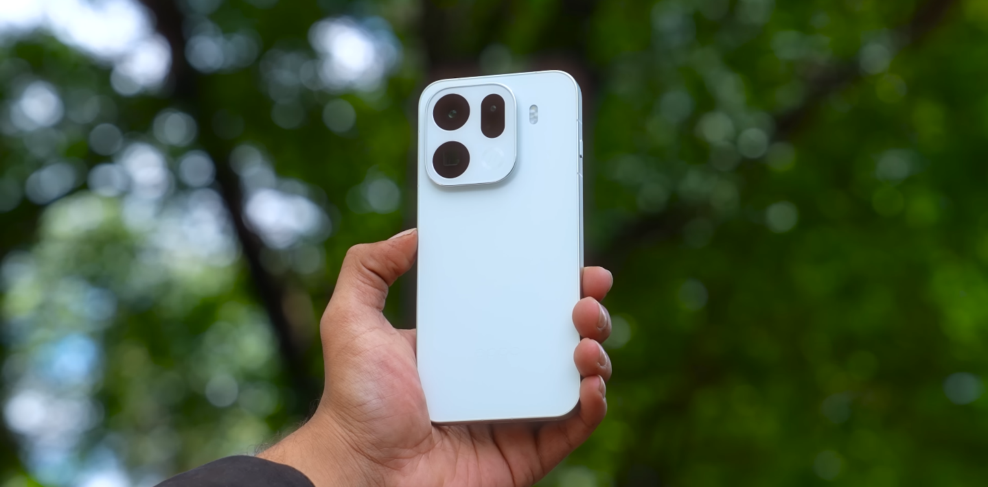 Canadian blogs report Oppo Find X9 Pro might ship with Android 15