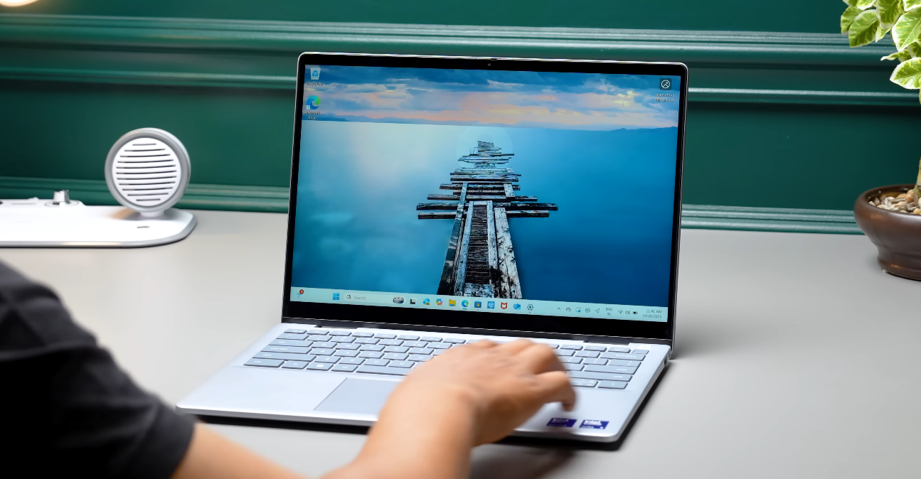 Dell 14 Plus 2-in-1 seen by UK professionals as a strong productivity upgrade