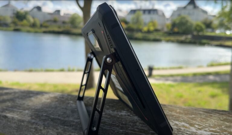 HOTWAV R9 Ultra 5G vs Samsung Galaxy M17 5G battery