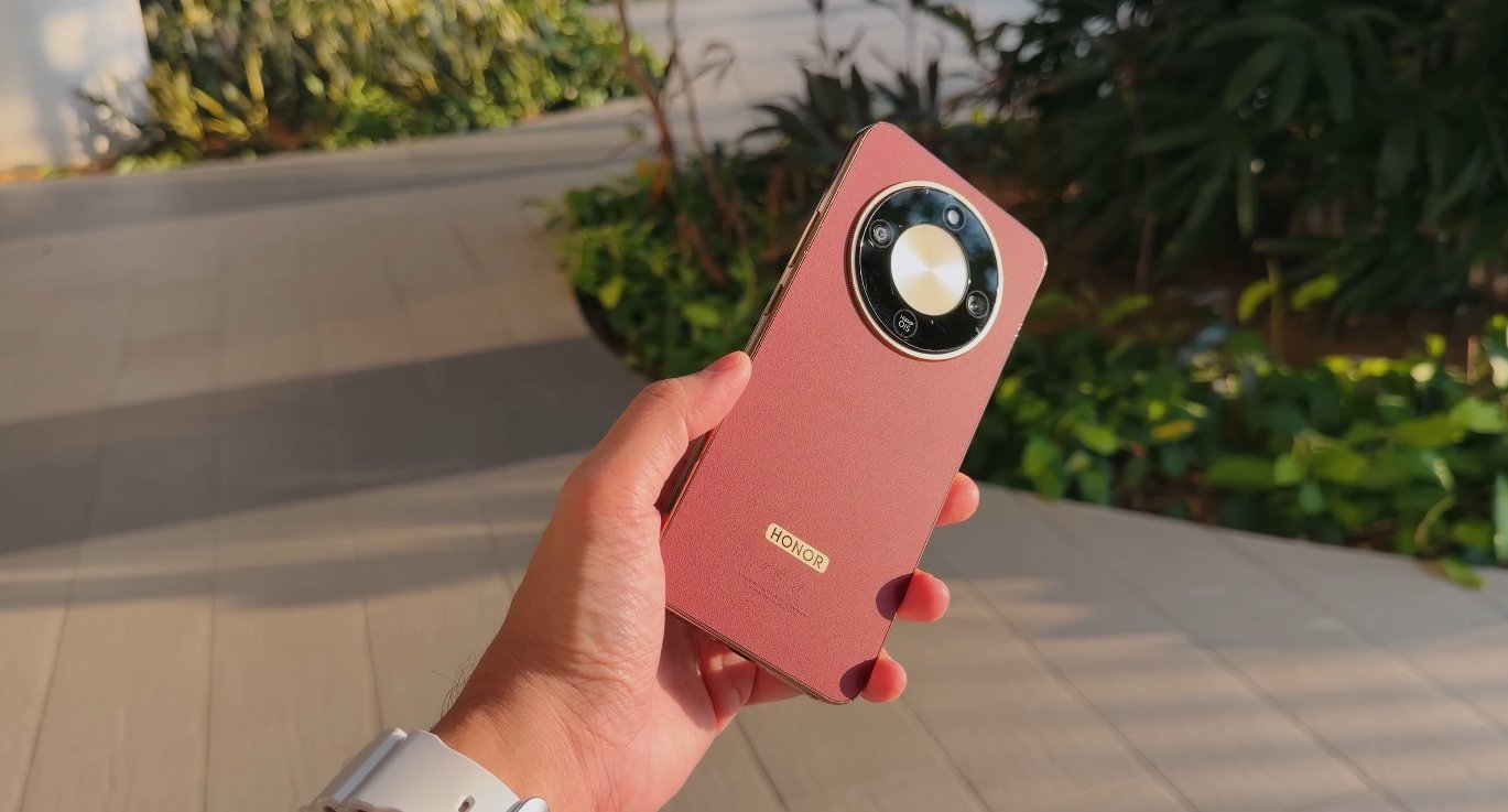 Honor X9d color variants spotted at New Zealand retail stores