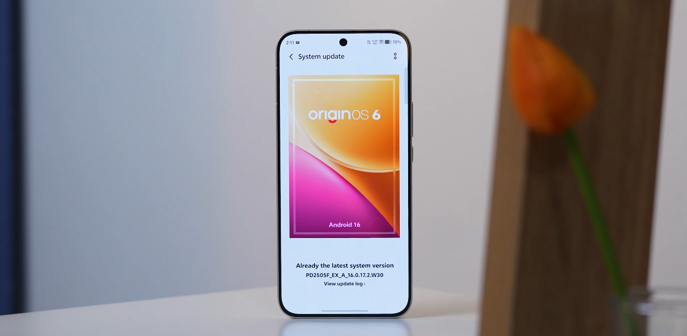 How UK tech YouTubers rate Origin OS user experience