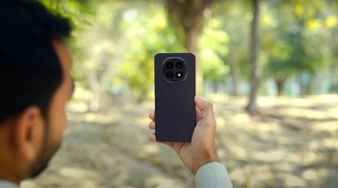 Is OPPO F29 Popular Among Students and Casual Users