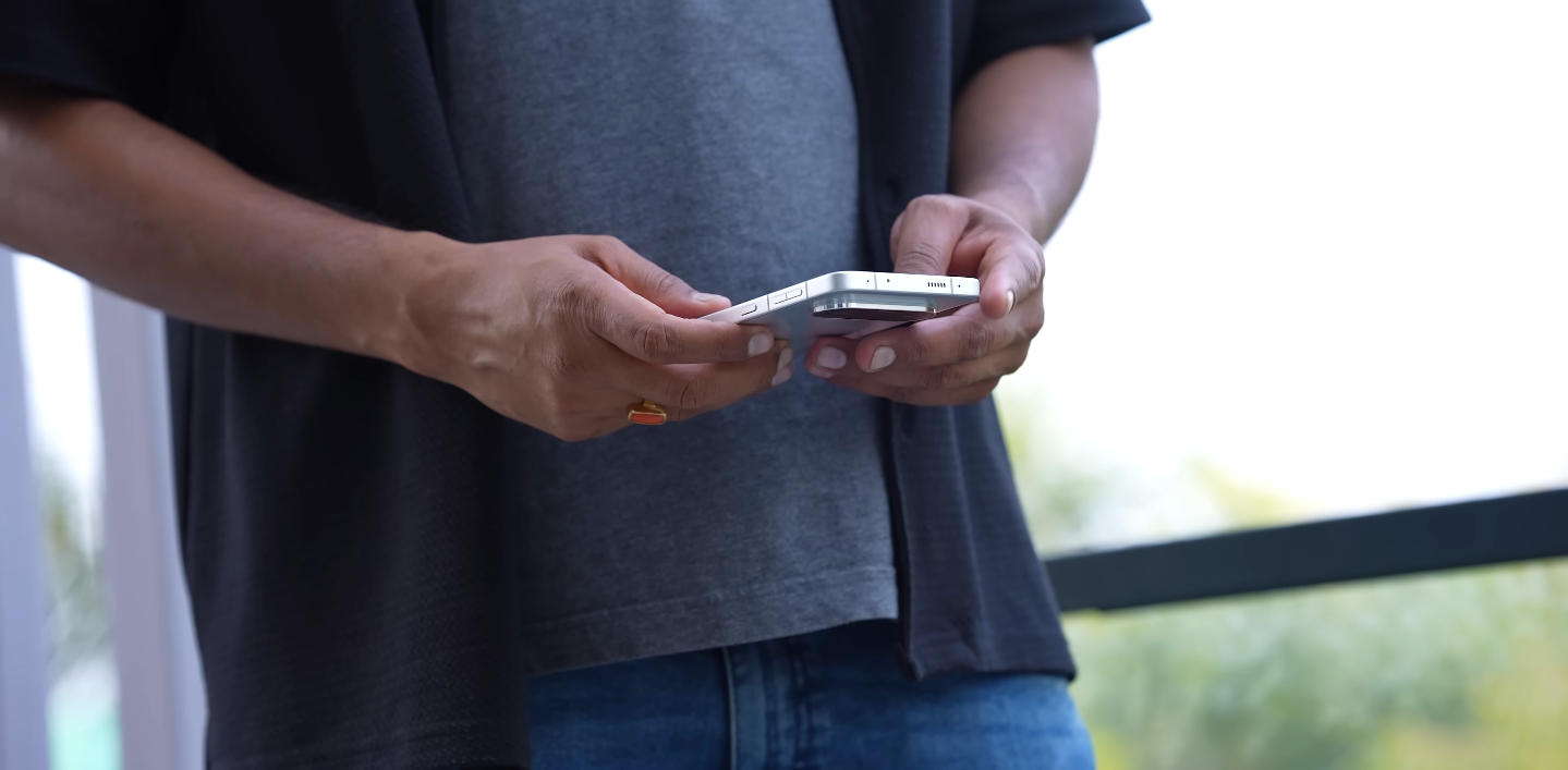 LAVA Agni 4 camera performance analysed for typical UK lighting