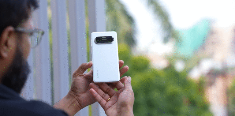 LAVA Agni 4 display quality holds up well in indoor UK environments