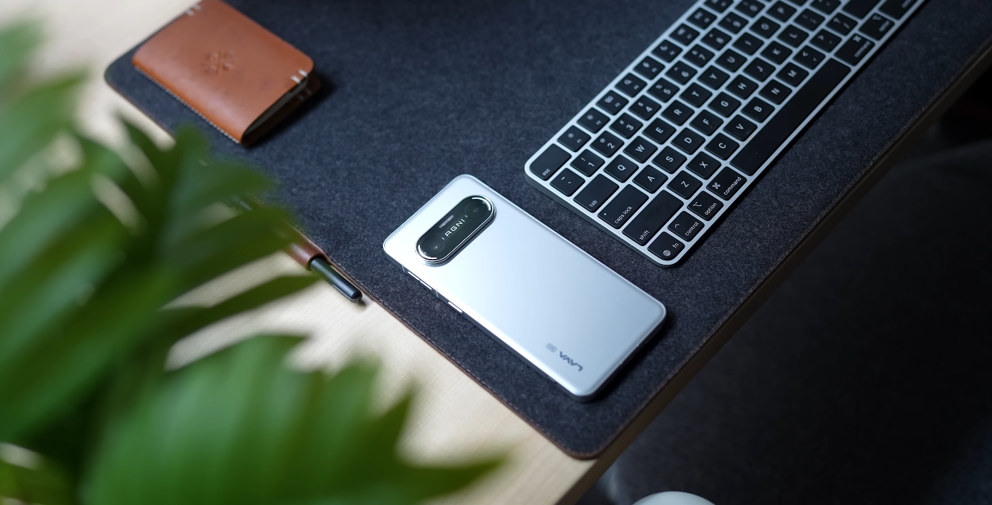 LAVA Agni 4 performance in multitasking and heavy apps