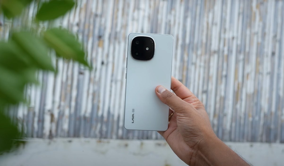 LAVA Play Ultra 5G Might Outshine Popular Mid Range Phones