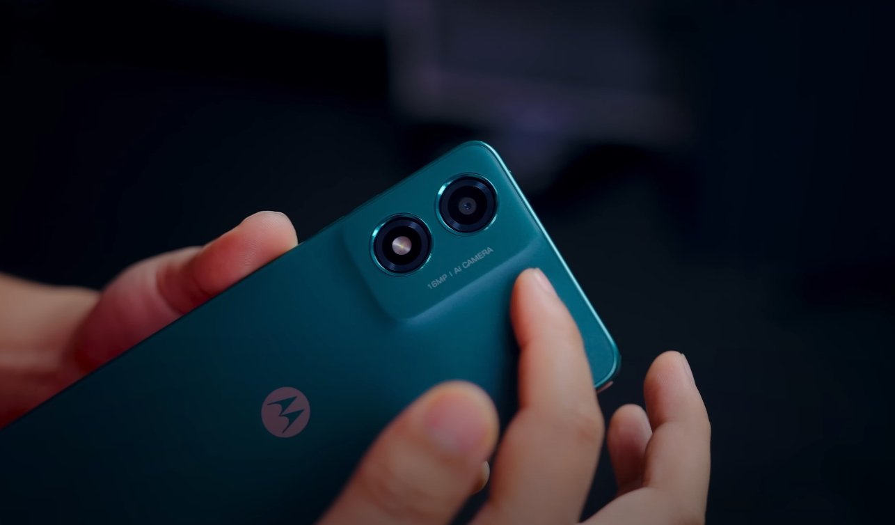 Moto G06 Power screen durability drop test USA edition