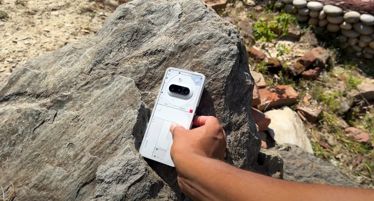 Nothing Phone 3A Lite vs Motorola Edge 70 Battery Results