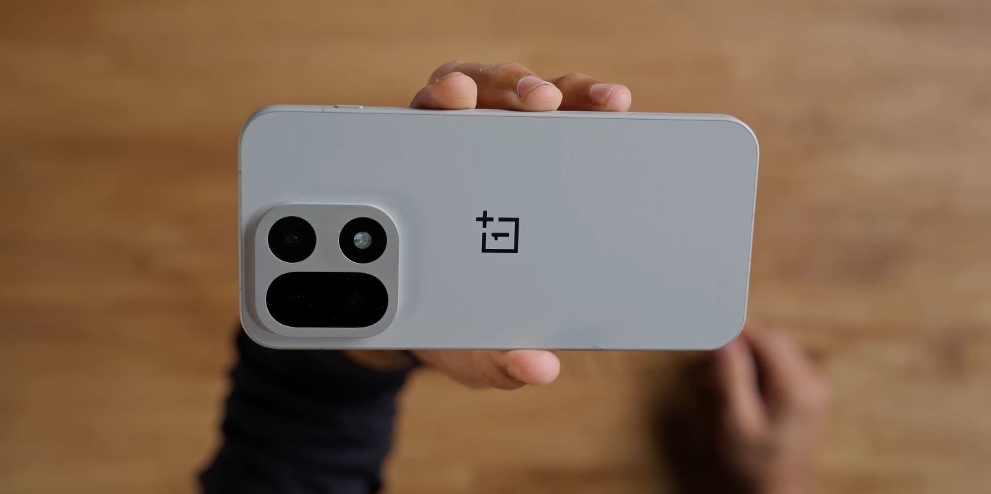 OnePlus 15 UK first sale stock level warnings for buyers