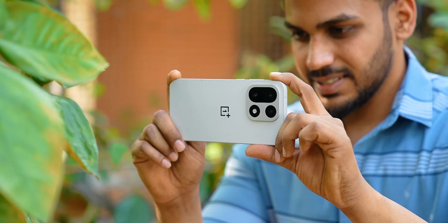 OnePlus 15 vs Google Pixel 10 which camera performs better