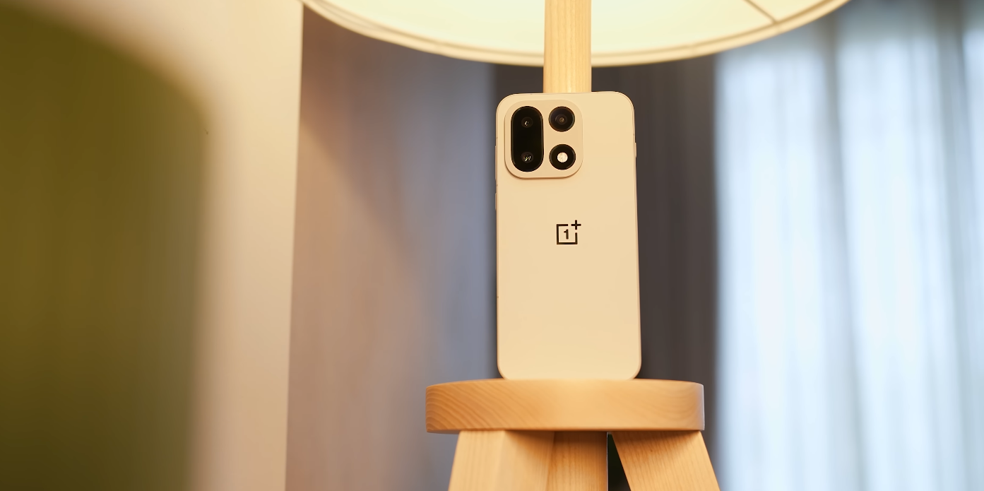 OnePlus 15 vs Google Pixel 9a — premium vs budget camera showdown