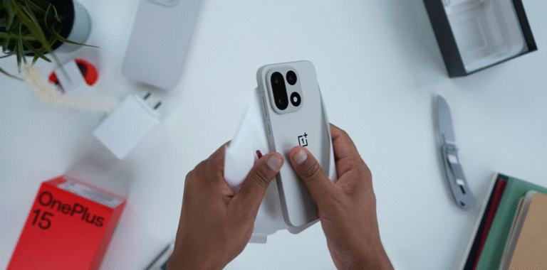 OnePlus 15 vs Samsung Galaxy S25 Ultra — which flagship truly wins in 2025?