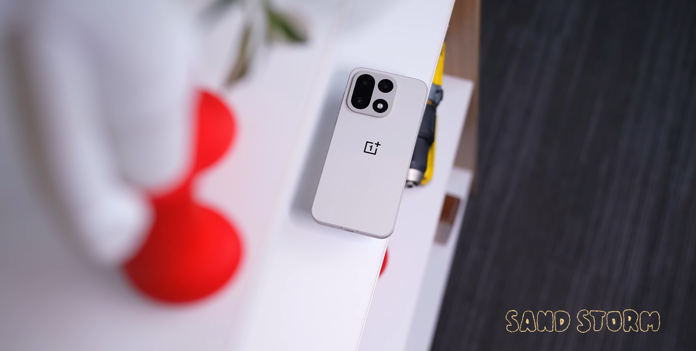 OnePlus 15 vs Xiaomi Redmi 15 — huge gap or surprising results