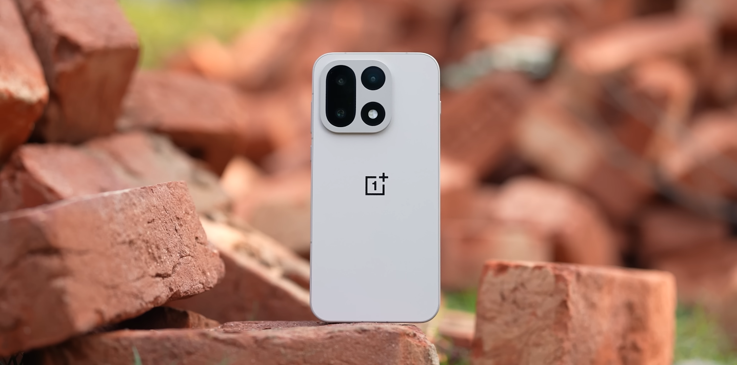 OnePlus 15 vs older OnePlus models leaps, leaps and more leaps