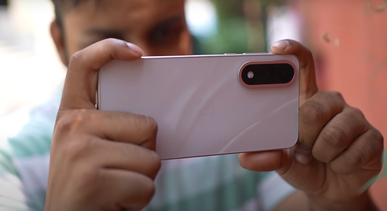 OnePlus Nord 5 Camera Test with Day and Night Photos