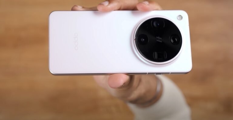 Oppo Find X8 Ultra vs Xiaomi 14 Pro display comparison