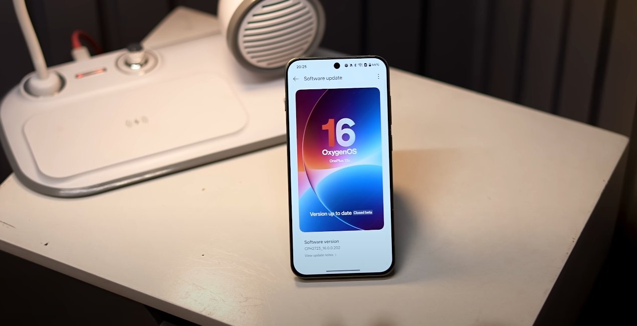 OxygenOS 16 vs Nothing OS 3 which feels smoother