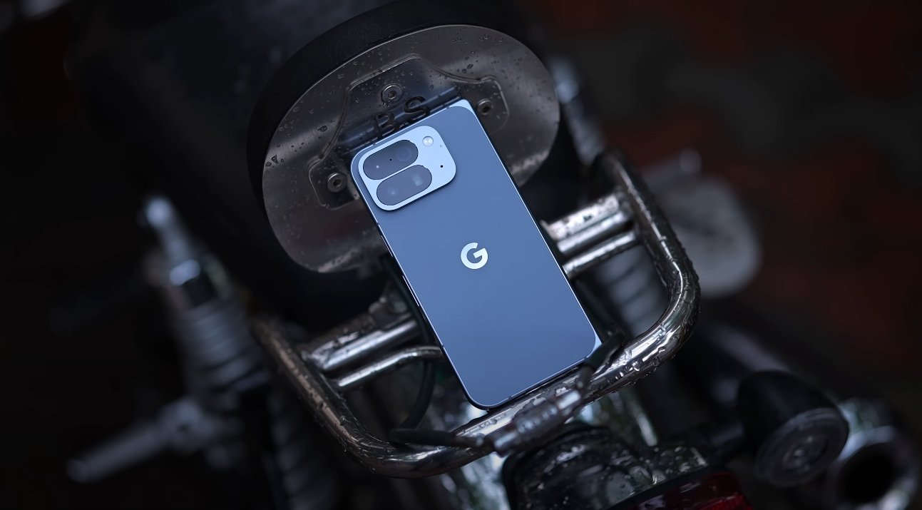 Pixel 10 Pro Fold vs Galaxy Z Fold 6 display quality