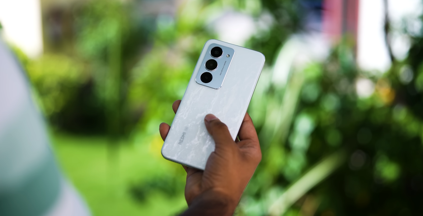 Redmi 15 vs Samsung Galaxy A-series Is Xiaomi offering more