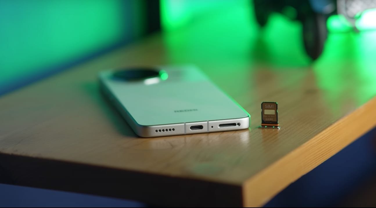 Redmi K80 Ultra Canada Price and Availability MediaTek Dimensity 9400+ Powerhouse With 7,410 mAh Battery