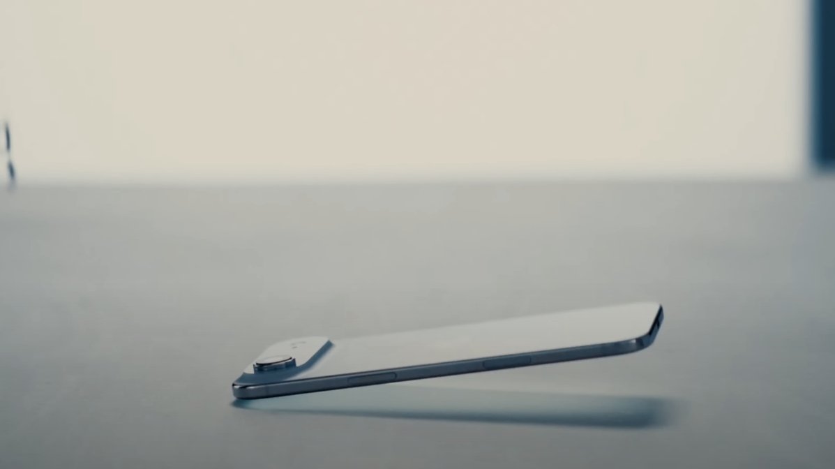 USA Tech News Flooded After iPhone Air Announcement