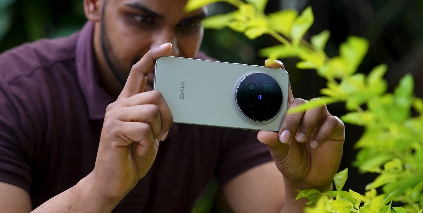 Vivo X300 Pro selfie camera compared to Pixel 9 Pro