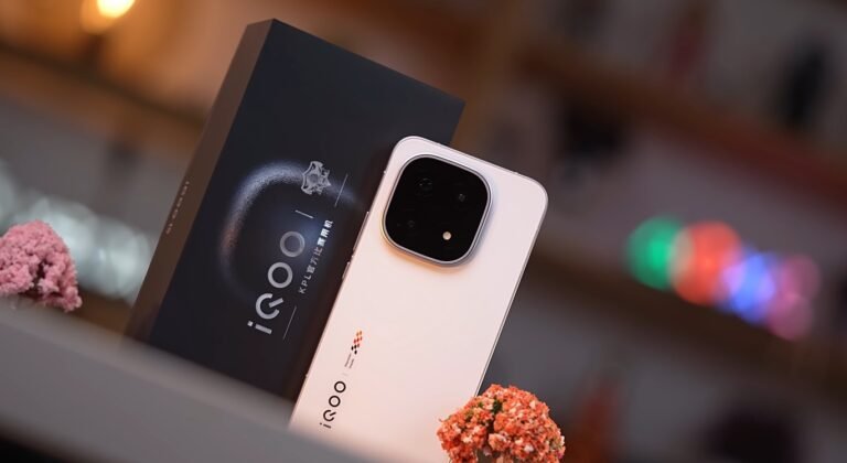 Why iQOO 15 is becoming a buzzword among US smartphone enthusiasts
