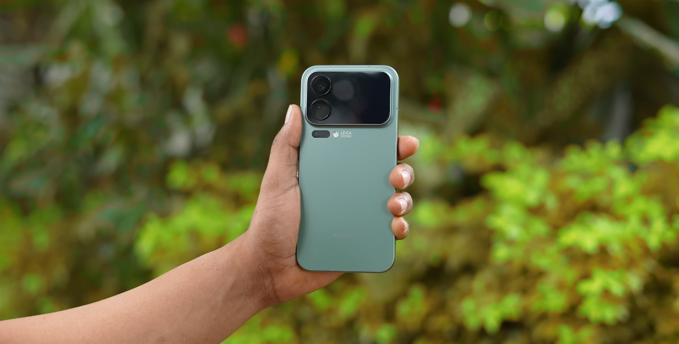 Xiaomi 17 Pro Max vs Google Pixel Fold flagship options compared