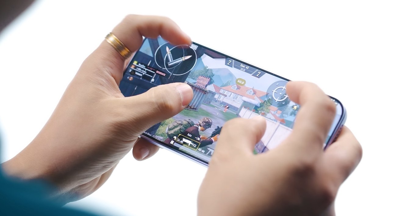 Xiaomi 17 Pro Max vs OnePlus 13 Pro gaming comparison