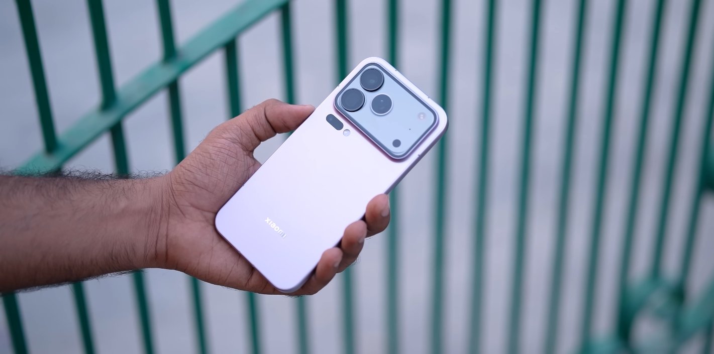 Xiaomi 17 Pro Max vs Vivo X100 Ultra display test