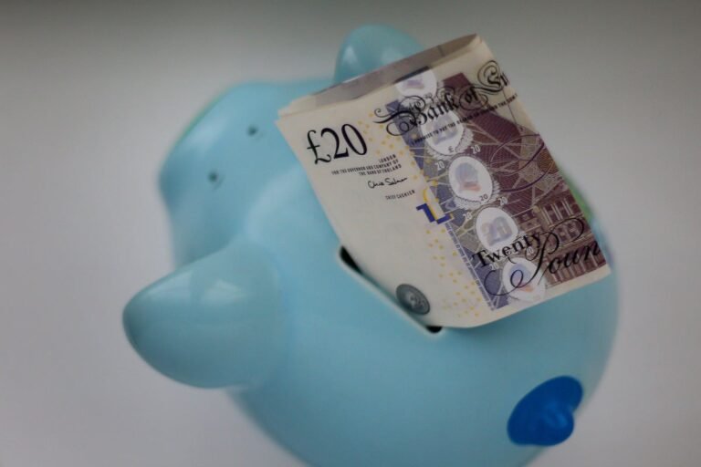 pension savers cutting contributions