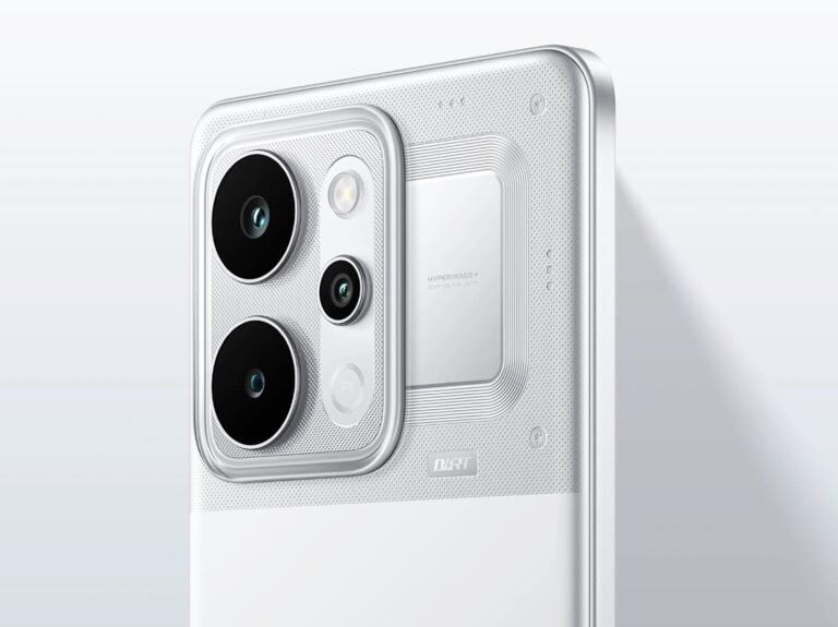 The Realme P4 Power smartphone boasts a colossal 10,001mAh battery, providing extended usage and a four-year warranty for added peace of mind, this innovative device is set to debut shortly and make a significant impact on the smartphone market with its impressive battery life and comprehensive warranty, making it an attractive option for those seeking a reliable and long-lasting smartphone