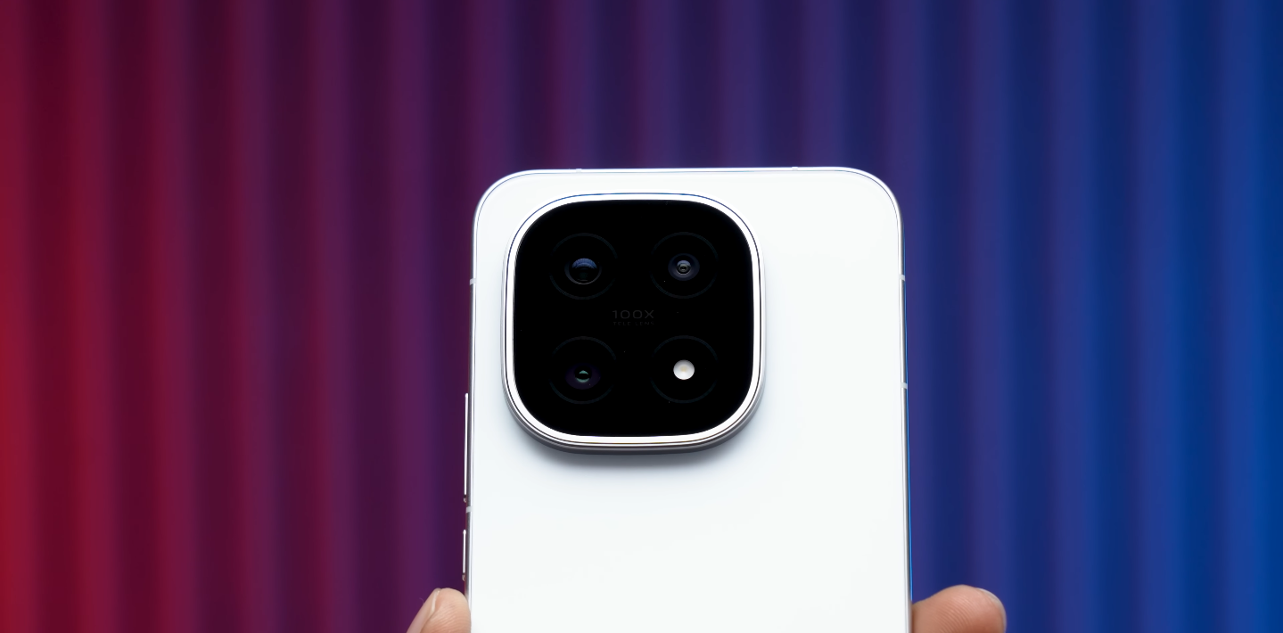 iQOO 15 expected to reach stores in UAE soon after its China debut