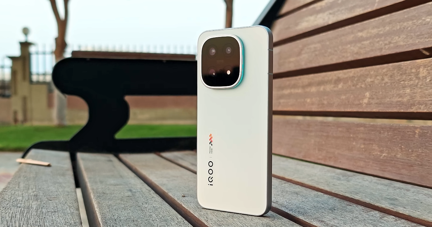 iQOO 15 preorder demand surges among British Android fans