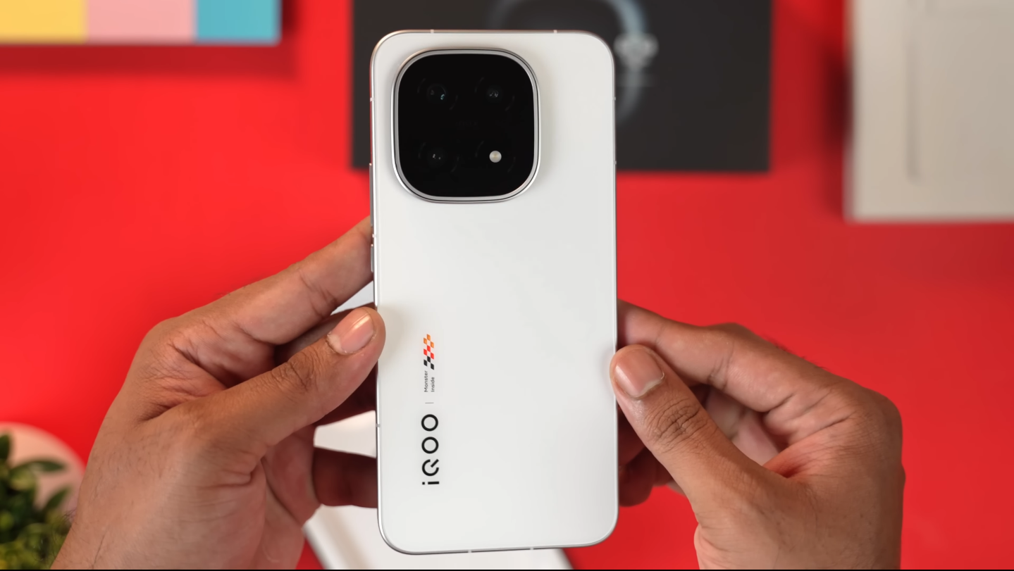 iQOO 15 receives praise for clean software optimization